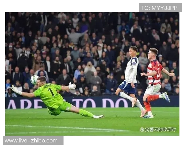 莫雷托：尤文热刺巴萨和多特想免签塞内西，罗马机会几乎为零